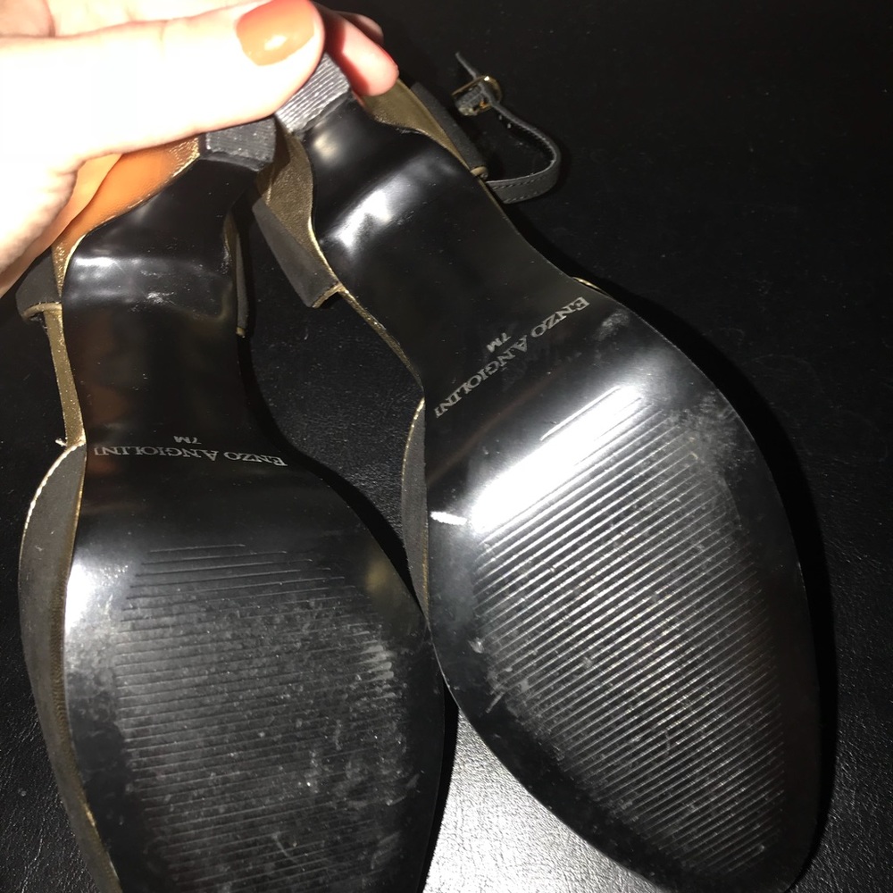 Enzo Angiolini black and gold heels - Picture 5 of 5